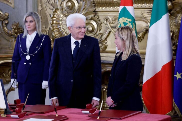 El presidente Sergio Mattarella y la primera ministra italiana Giorgia Meloni.
