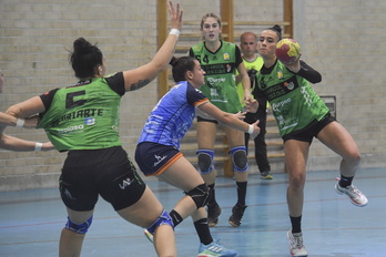 Beti Onak y Bera Bera han protagonizado un partido igualado en sus inicios, pero en el que, con el paso de los minutos, se ha impuesto la calidad visitante.