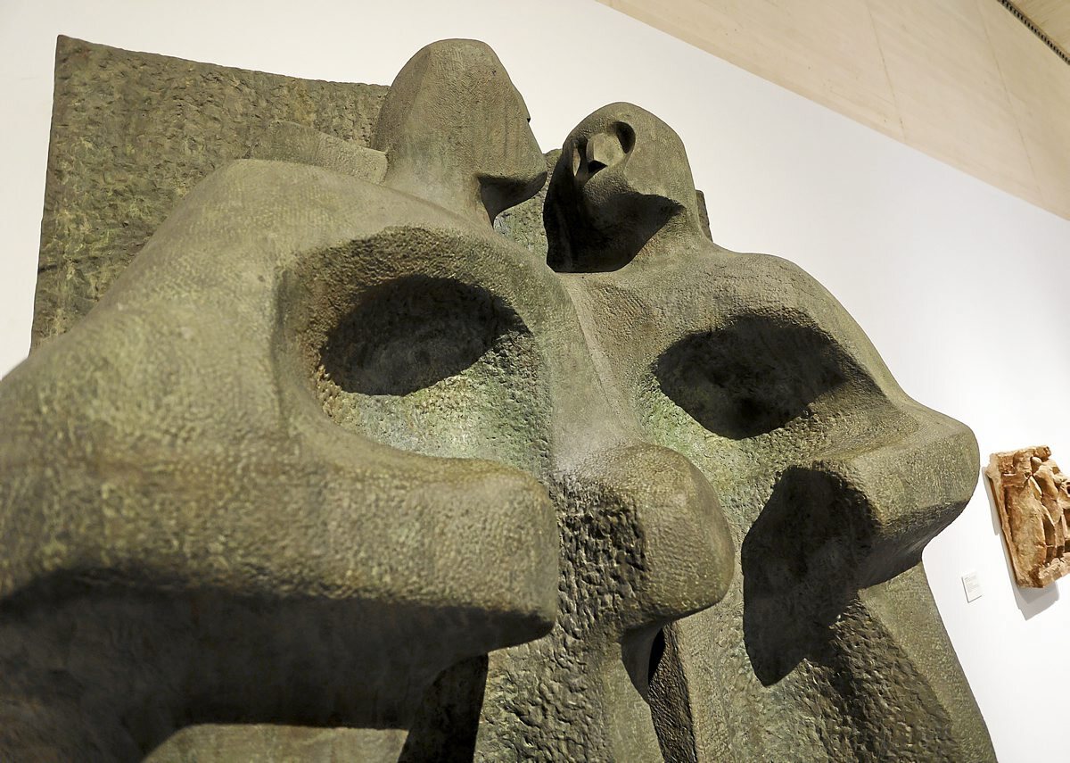 detalle de una de las esculturas del “Apostolado de Arantzazu”, de Jorge Oteiza, que se expuso este pasado verano en la muestra “Jorge Oteiza-Eduardo Chillida. Diálogos en los años 50 y 60”. Fotografía: Maialen Andres | FOKU