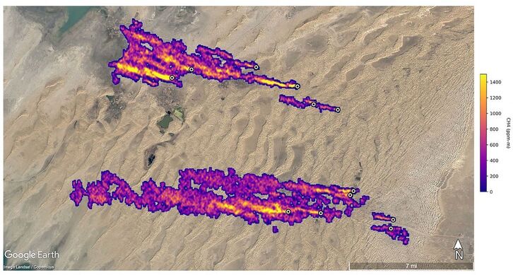 Algunas nubes de metano se extienden más de 32 kilómetros al este de la ciudad puerto de Hazar, en Turkmenistán.