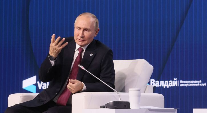 Putin ha participado en el plenario del club de debate Valdái.