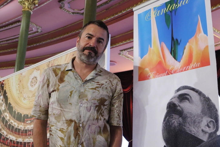 Eñaut Elorrietak ‘Fantasia’ diskoa aurkeztu du Bilboko Arriaga antzokian.