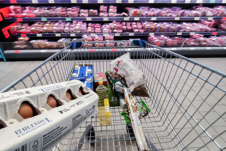 Los alimentos se han encarecido en octubre un 15,4%. 