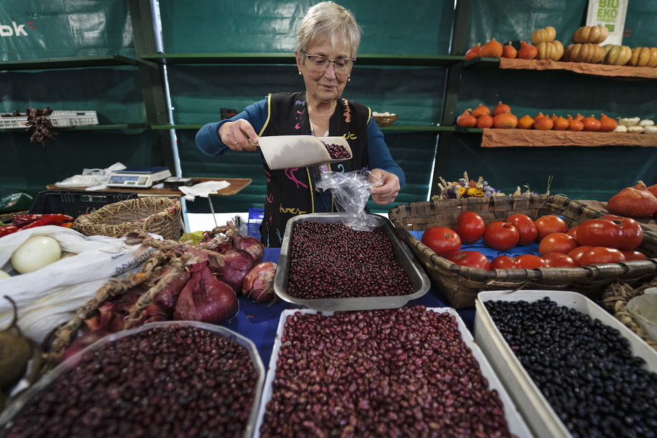 Gernikako indaba, merkatuko protagonistetako bat.