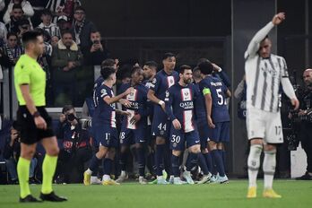 El PSG celebra un gol ante la Juventus.