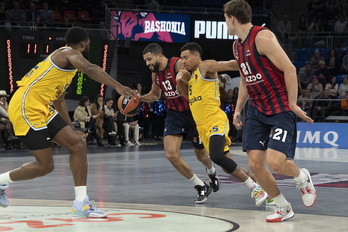 Darius Thompson y Maik Kotsar han arrollado, entre otros, al Maccabi, sobre todo a un Wade Baldwin que solo ha maquillado sus números.