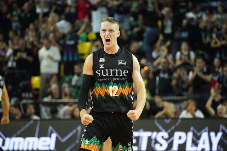 Ludde Hakanson es uno de los pilares de Bilbao Basket, y de la selección sueca.