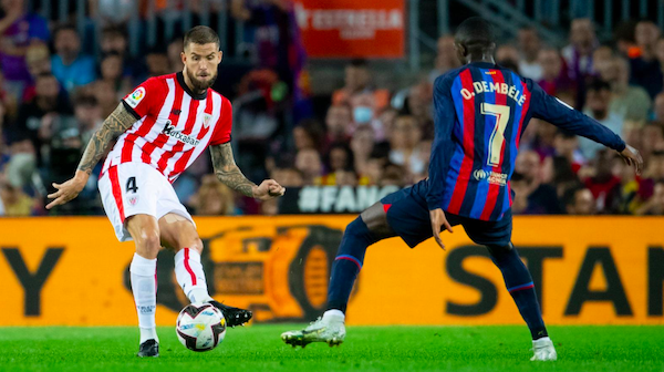 Iñigo Martínez en el partido disputado esta temporada en el Camp Nou. (@AthleticClub) Iñigo Martínez en el partido disputado esta temporada en el Camp Nou. (@AthleticClub)