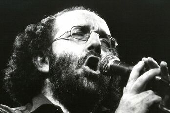 El cantautor y poeta donostiarra Imanol Larzabal.