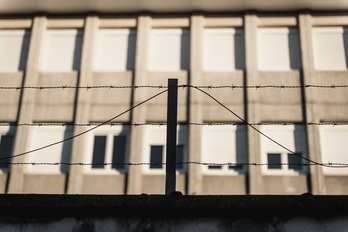 Centre de rétention administrative CRA Hendaye-5