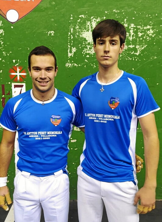 Iztuetak bi urterako sinatu du Baikorekin.