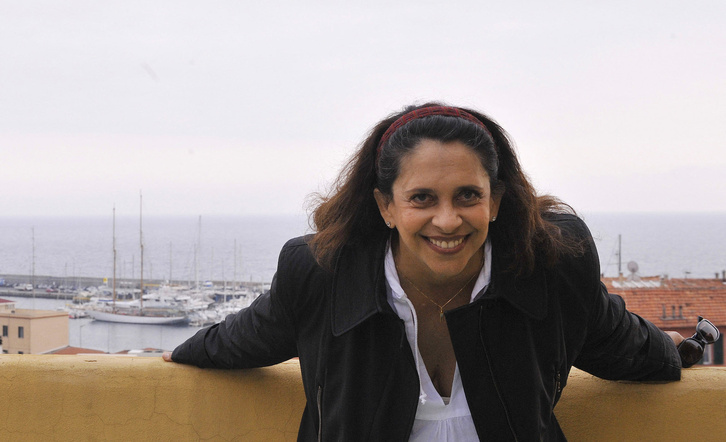 Gal Costa, voz referencial del tropicalismo y la rebeldía.