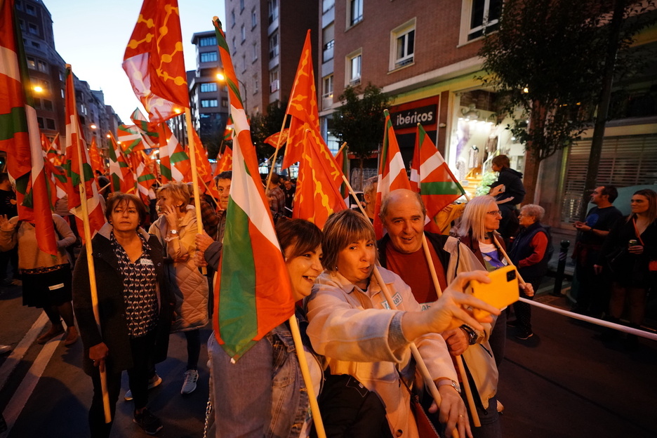 Ikur ugari eta selfiak, mobilizazioan zehar. 