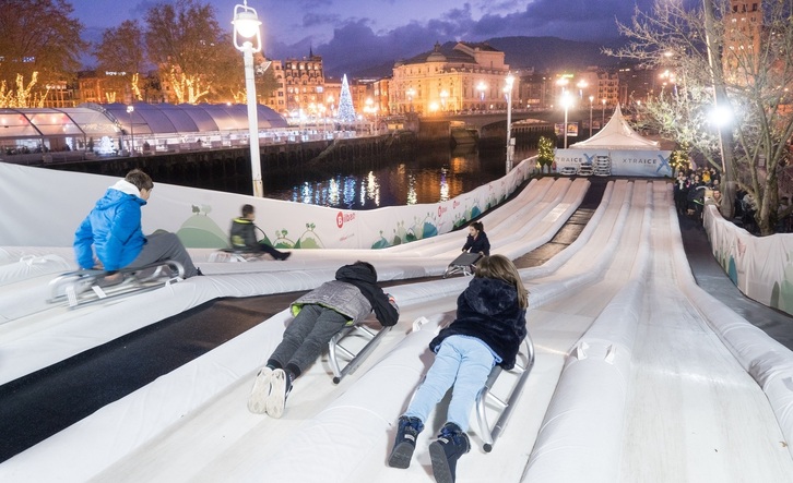 Bilboko Gabonetako izotz pista.