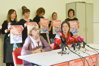 Azaroaren 25eko mobilizazioa aurkeztu dute Iruñean.