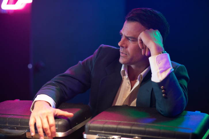 Mark Rylance encarna al pésimo golfista Maurice Flitcroft.