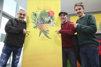 Alex Sardui, Gaizka Salazar eta Haimar Arejita, disko berriaren aurkezpenean. 
