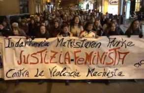 25N, manifestación en Iruñea contra la violencia machista