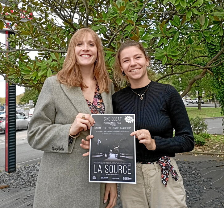 Dokumentala Uztaritzen Gizarte Hezkuntza ikasi duten hiru ikaslek egin dute, Maixan Nobliak, Anna Lasfarguek eta Julie Pecastaings-ek (lehen biak argazkian). Filmaren zuzendaria Florian Miot-Bruneau da.