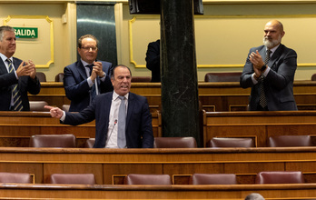 García Adanero interviene en la votación tras el pacto EH Bildu-PSOE.