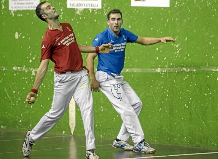 Pebeten Omenezkoa bihar hasiko da.