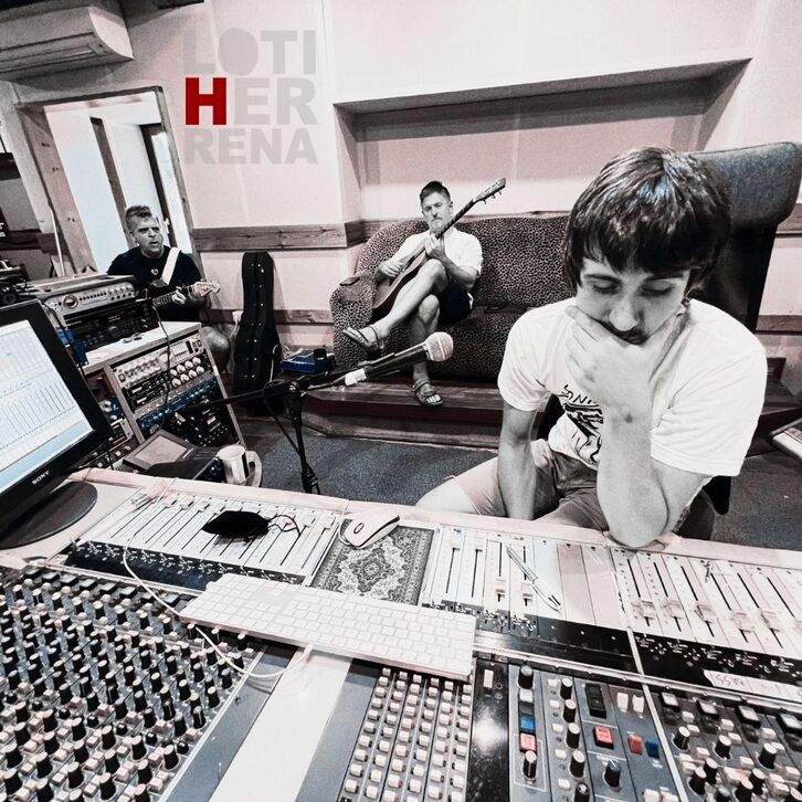 Zart! kolektiboak abuztuan grabatu zuen diskoa, Andoaingo Garate estudioetan.