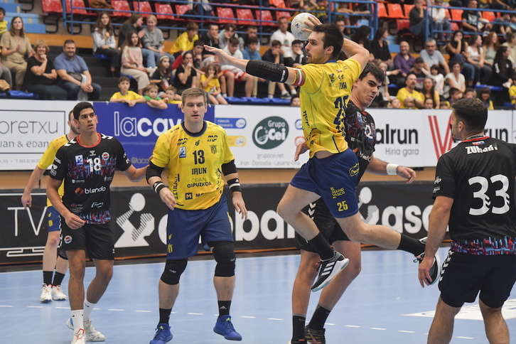 Jon Azkue ha sido el timonel del equipo y ha marcado cuatro goles.