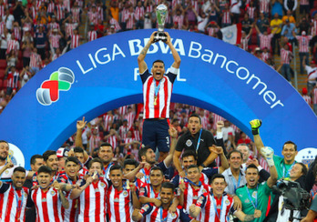 Amaury Vergara Zatarain es el presidente del Club Deportivo Guadalajara.