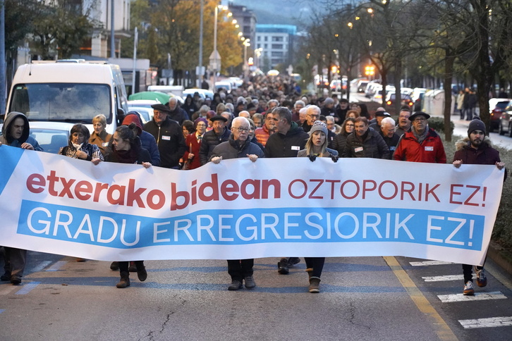 Cabeza de la manifestación de Sare celebrada en Durango.
