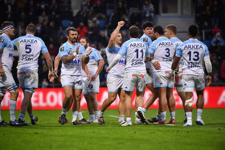Jugadores de Aviron en un partido del Top 14.