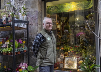 Mikel Zuazua abrió en 2009 la tienda en Errondabide, siguiendo una tradición familiar centenaria.