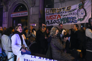 La protesta en la Consejería de Salud se sigue tensando.