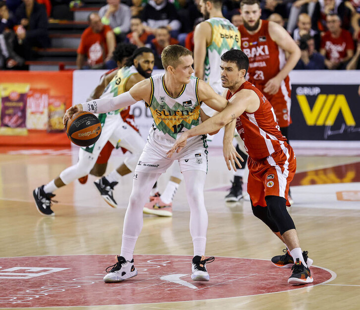 Surne Bilbao Basket ha resultado más consistente en los momentos decisivos.