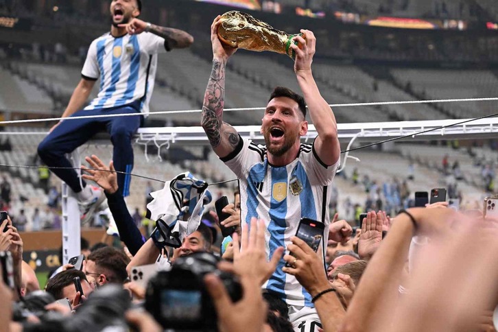 Leo Messi celebrando la conquista del Mundial.