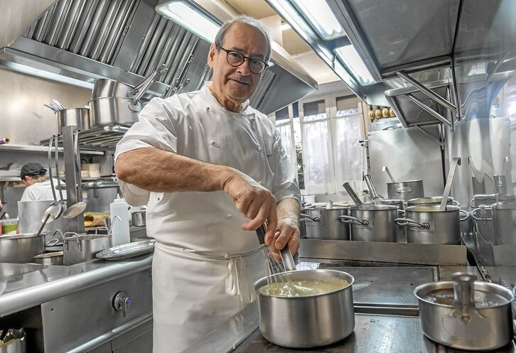 Hilario Arbelaitz, en los fogones del Zuberoa.