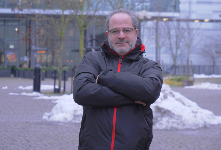 Levent Kenez,  periodista turco exiliado en Suecia y cofundador de Nordic Monitor.