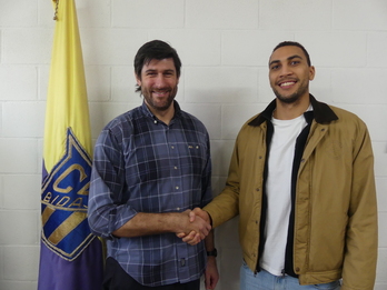 Matheus Francisco Da Silva eta Gurutz Aginagalde presidentea.