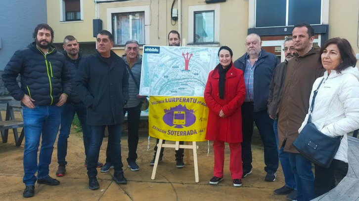 EH Bildu presentará alegaciones al estudio informativo de Adif sobre la supresión de los pasos a nivel de Zorrotza.