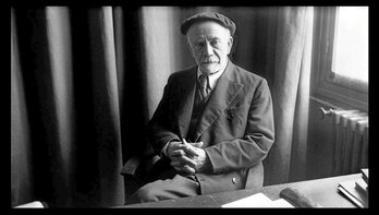 Baroja mantuvo siempre inmutable su actitud anticlerical y el desprecio por la idea de estado.