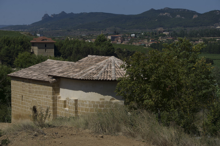 Bastidako hirigunea Santa Luziako baselizatik ikusita, artxiboko irudian.