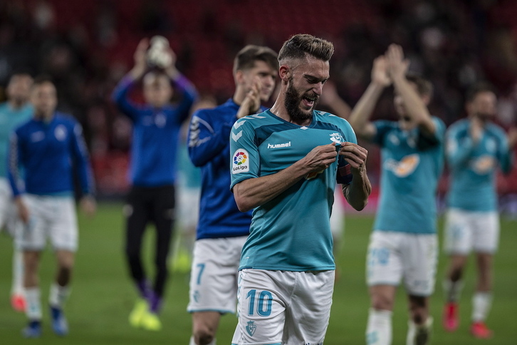 Roberto Torres celebra uno de los goles marcados con Osasuna en Primera División.