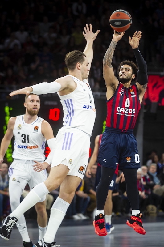 En sus momentos de trasnce anotasdor, no ha habido formas de frenar a Markus Howard.