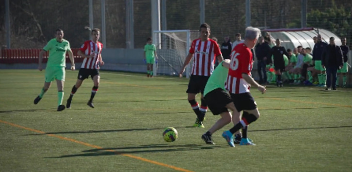 Kazetarien taldeak berdinketa lortzeko aukerak izan ditu.