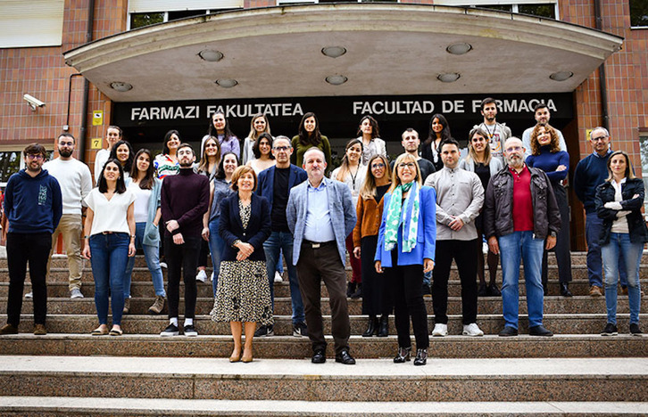 NanoBioCel ikerketa taldeko zientzialariak, irudian.