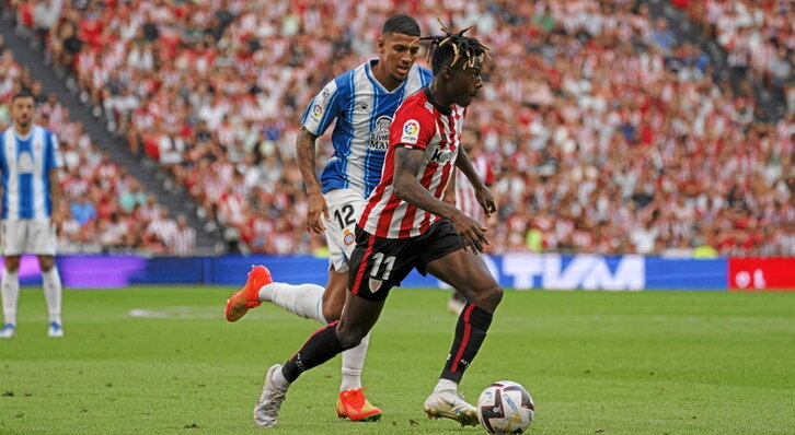 Nico Williams, en el partido contra el Espanyol de esta temporada en San Mamés.