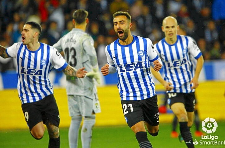 Abde, en el centro, celebra el gol de la victoria.