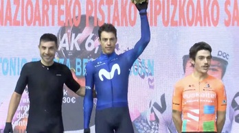 Sebastián Mora, Albert Torres y Xabier Mikel Azparren, en el podio de la puntuación.