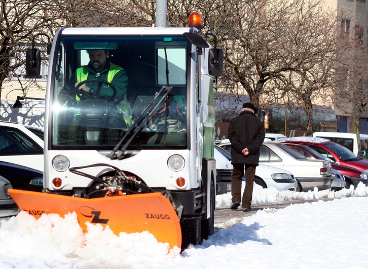 Imagen de archivo de una nevada en Iruñea.