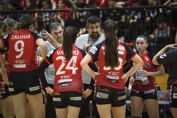 Zuazoko jokalaria iragan asteburuan Bera Beraren aurka jokatutako derbian, Barakaldon