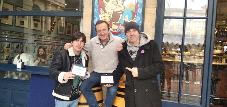 Iñigo Cobo, Mikel Martinez eta Lutxo Egia, Cafe Bar Bilbao sariketan.